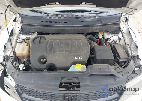 2018 Dodge Journey Crossroad Awd z USA, uszkodzony, nr VIN 3C4PDDGGXJT386797